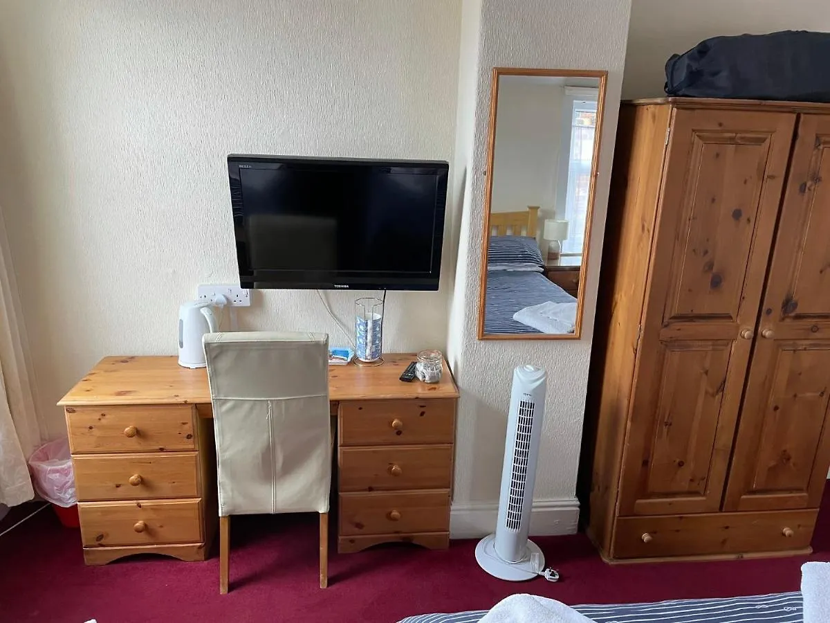 Robyn'S Guest House Room Only Scarborough