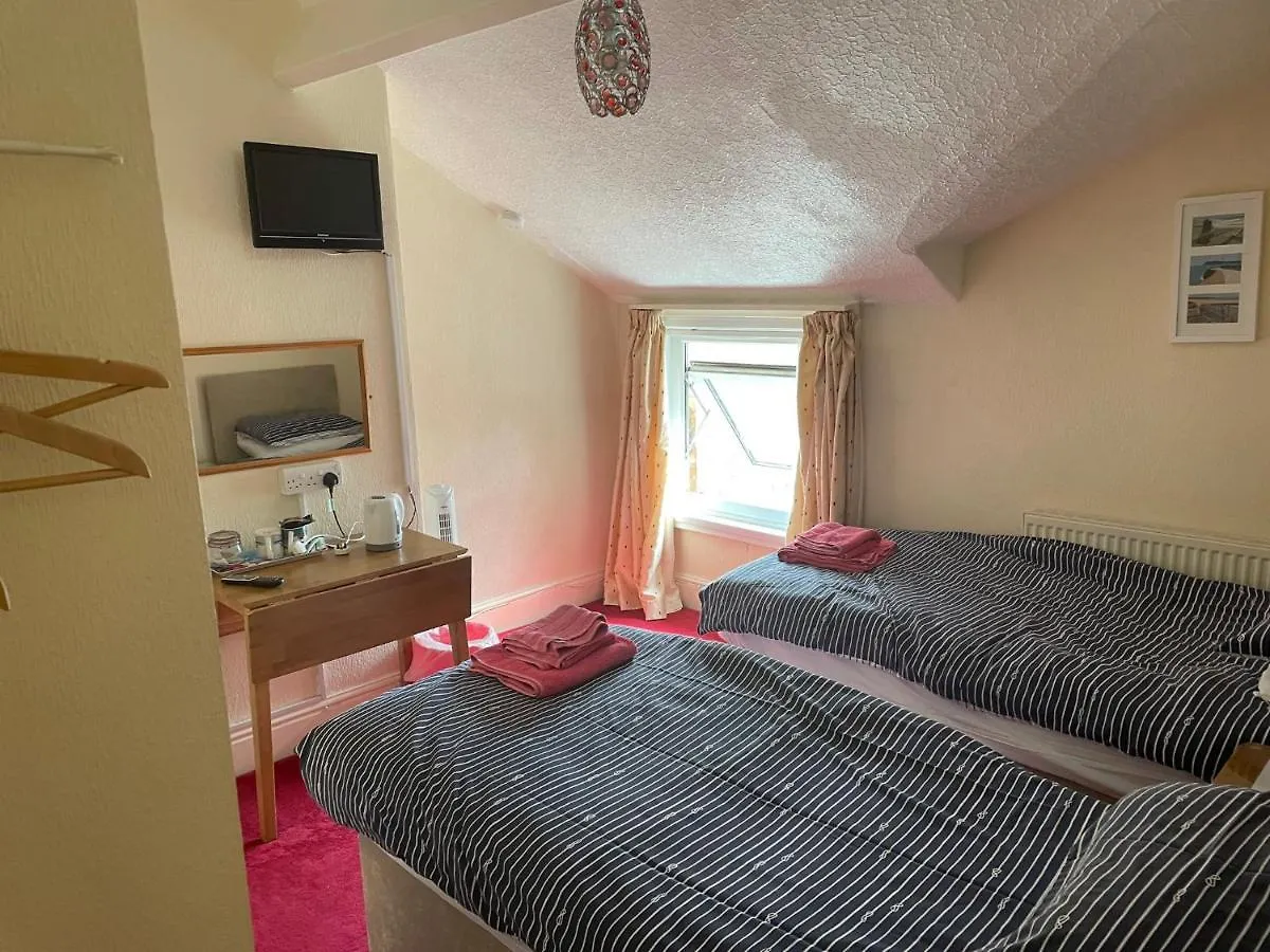 Robyn'S Guest House Room Only Scarborough