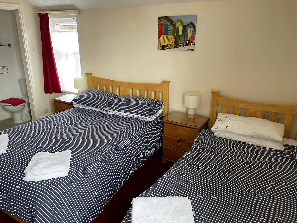 Robyn'S Guest House Room Only Scarborough